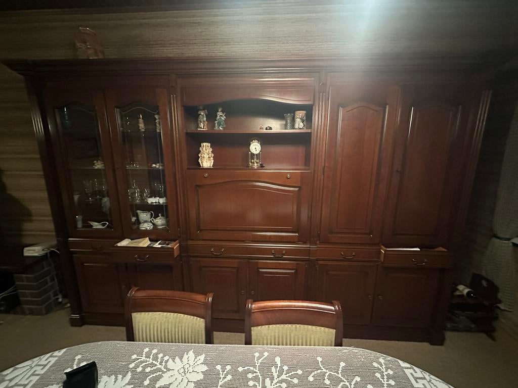 Vitrinekast 2, Ophalen, Zo goed als nieuw