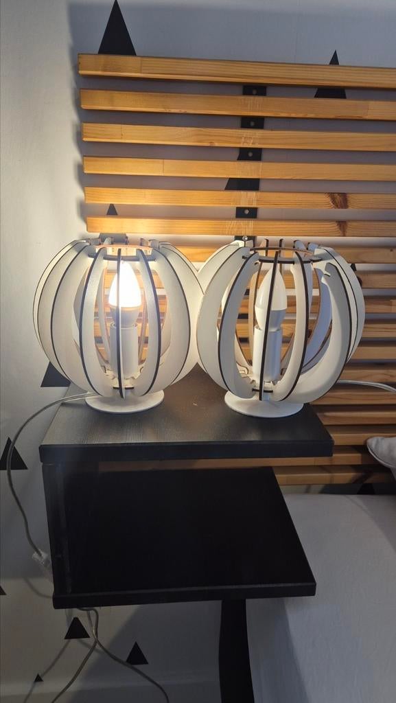 2 tafellampen nachtlampjes Eglo Cossano, Ophalen of Verzenden, Zo goed als nieuw