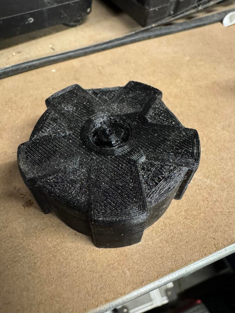 Bouchon de reservoir Suzuki LT50, Enlèvement ou Envoi, Comme neuf