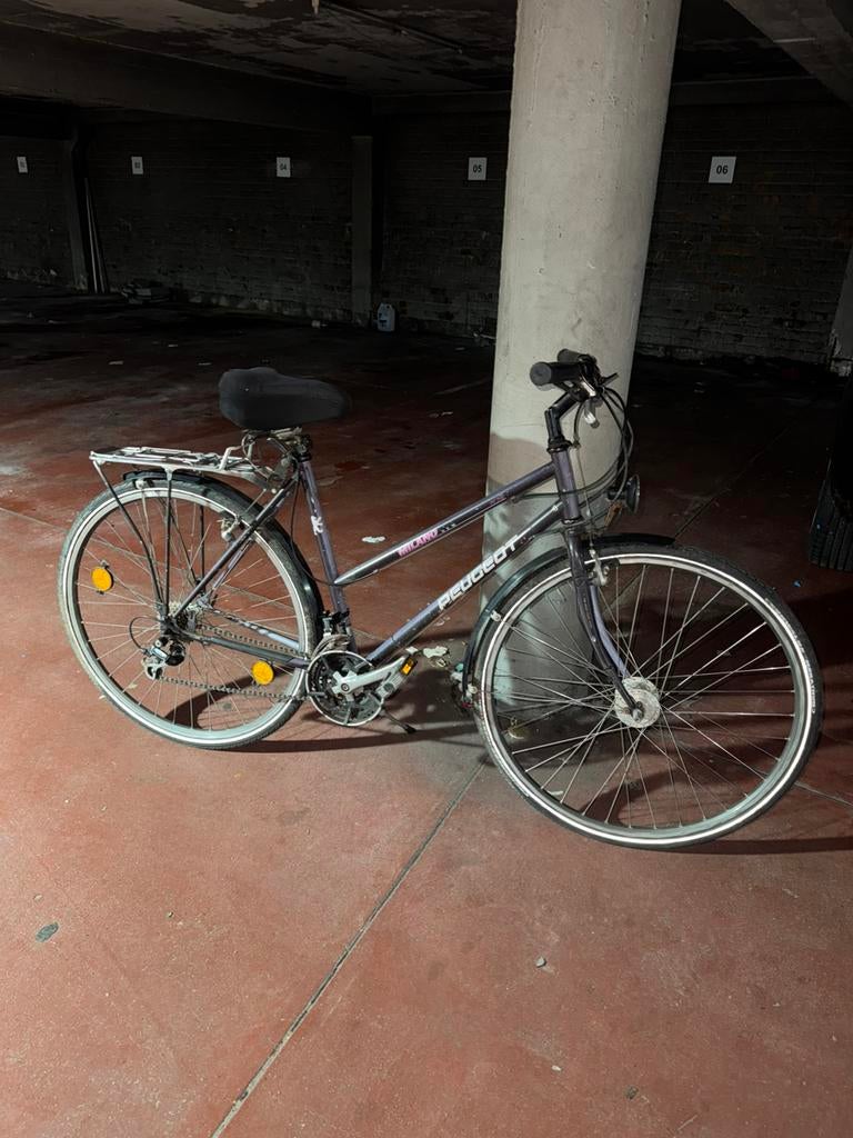 Vélo, 28 pouces fonctionne bien Peugeot 7 vitesse 3 plateau, Ophalen of Verzenden