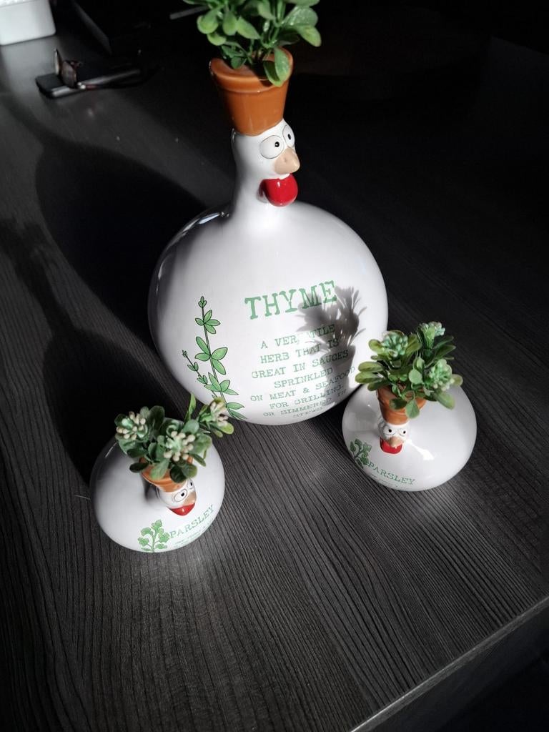 3 poules déco thyme, Enlèvement, Comme neuf