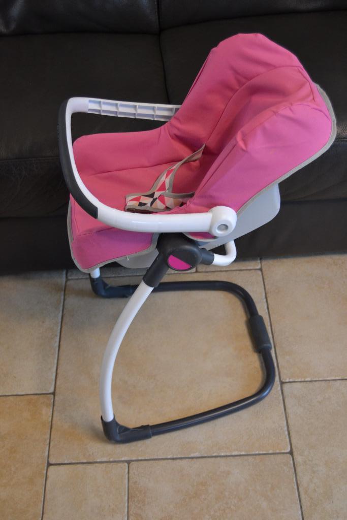 chaise haute SMOBY pour poupée, Enlèvement, Comme neuf