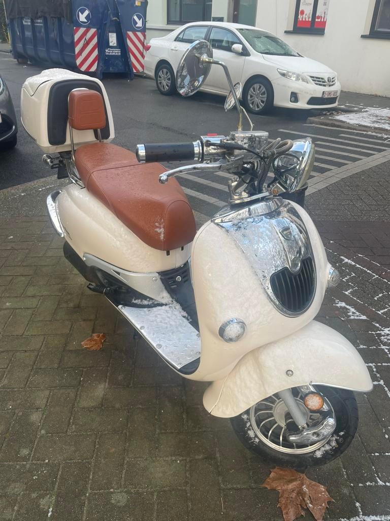 Scooter klasse a, Ophalen, Zo goed als nieuw