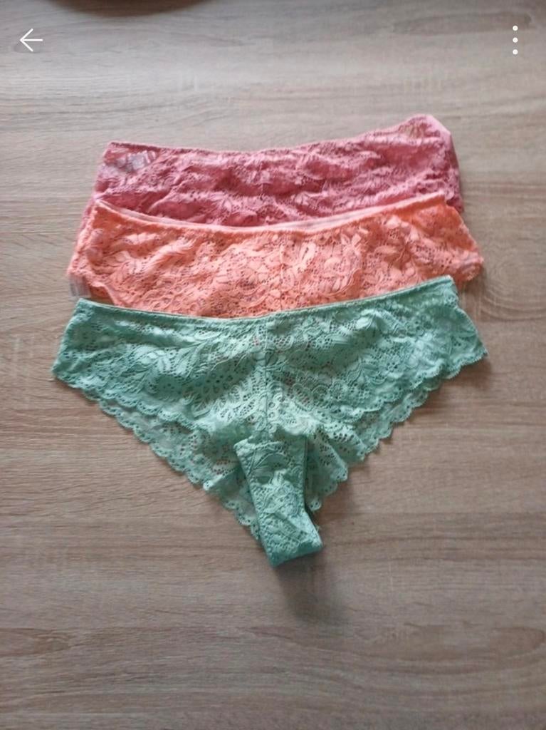 Culotte en dentelle l, Enlèvement ou Envoi