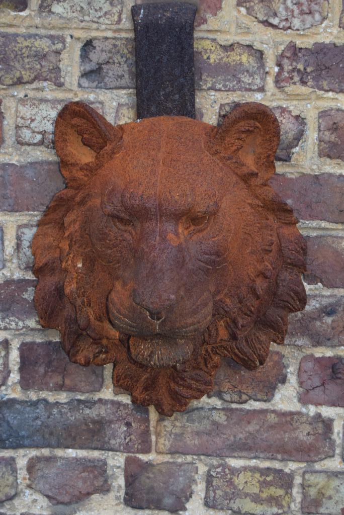 Tête de tigre en fonte, Enlèvement ou Envoi, Neuf