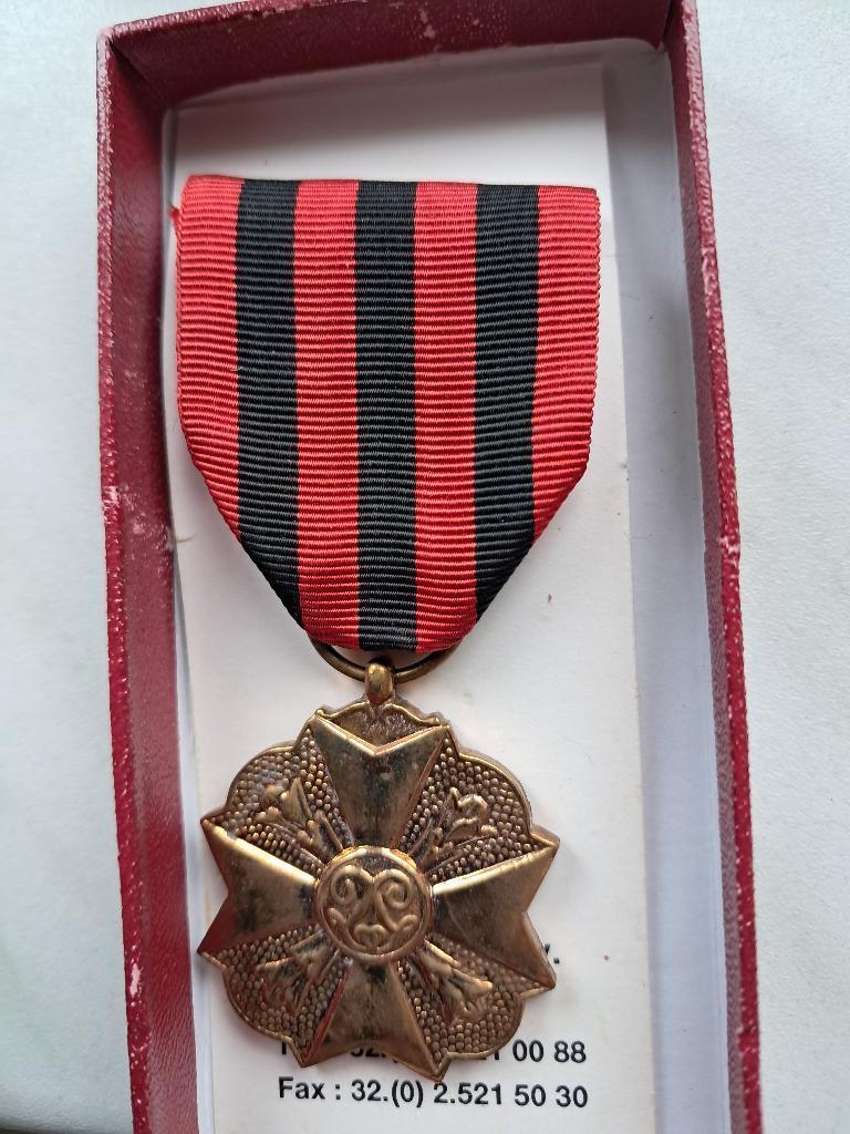 Medaille, Enlèvement ou Envoi, Autres matériaux