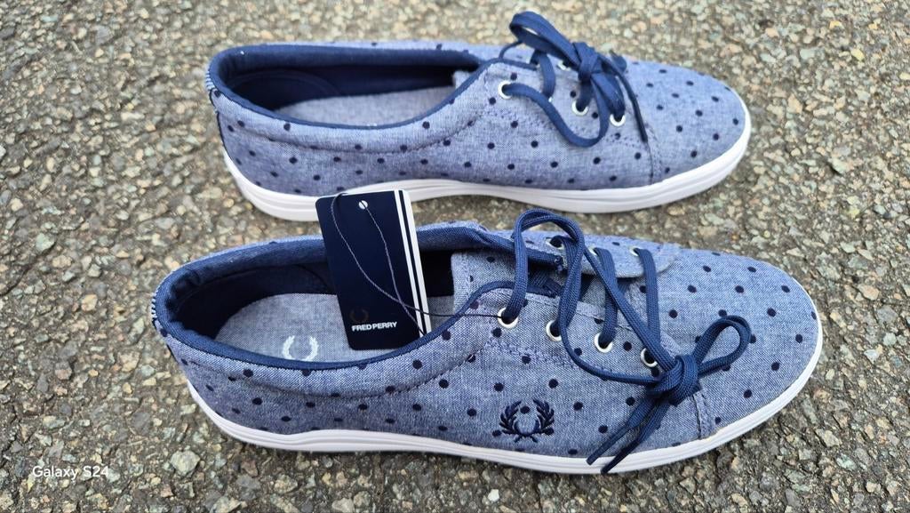 Fred Perry, Vêtements | Femmes, Enlèvement ou Envoi, Neuf