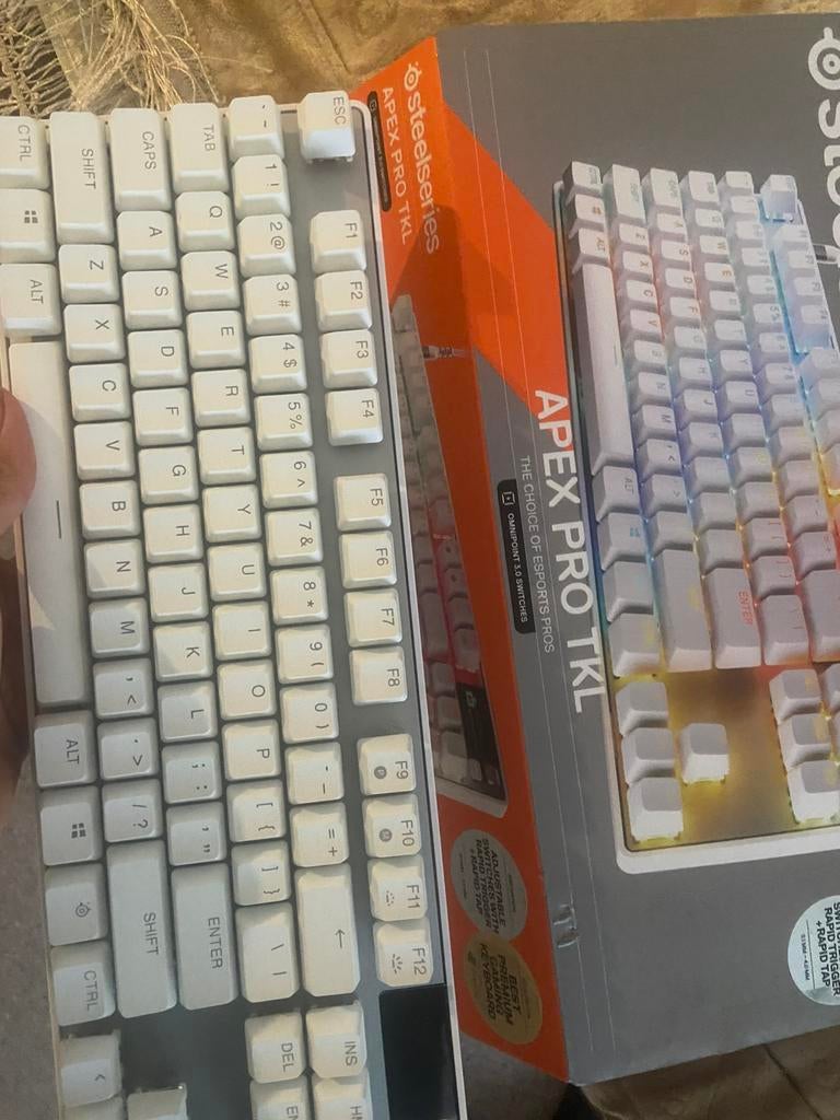 Steelseries apex pro TKL, Enlèvement, Comme neuf