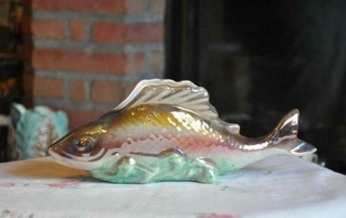 truite faience bequet porte serviette, Enlèvement ou Envoi