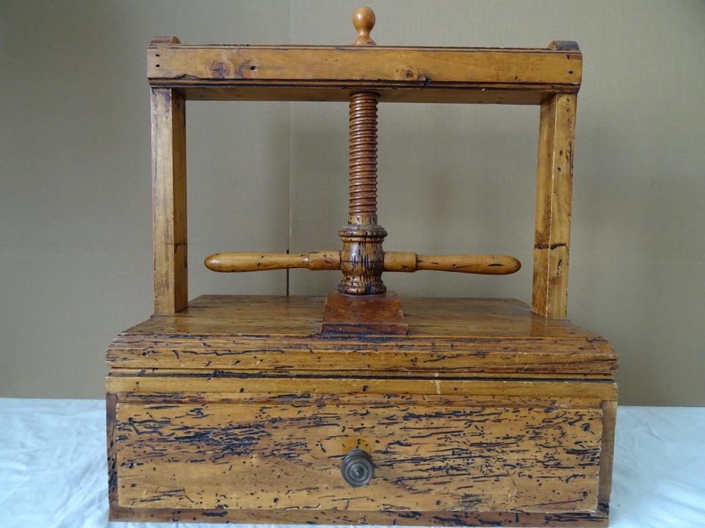 Linnenpers antieke linnenpers boekenpers eikenhout 1930, Antiek en Kunst, Antiek | Overige Antiek, Ophalen of Verzenden