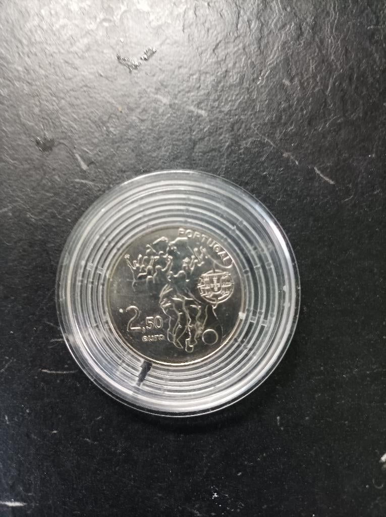 Portugal 2,50 euro Wereldkampioenschap voetbal Zuid-Afrika., Ophalen of Verzenden, Portugal, Losse munt