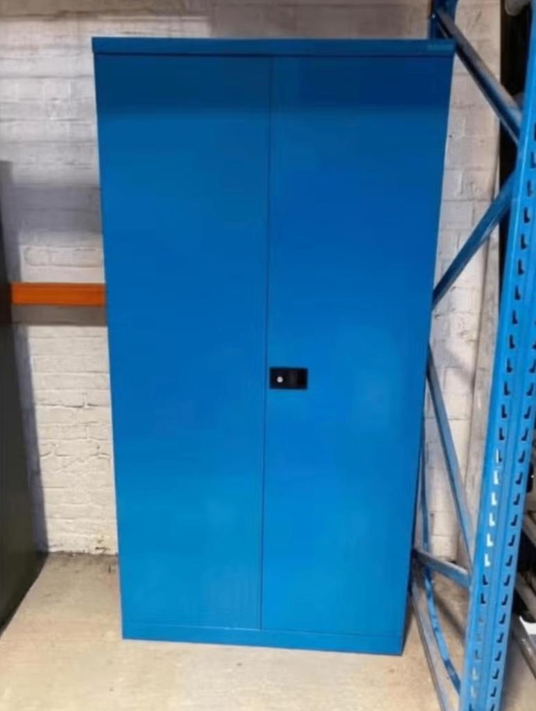 LISTA Vleugeldeurkast – Professionele Gereedschapskast, Doe-het-zelf en Bouw, Ophalen, Gebruikt