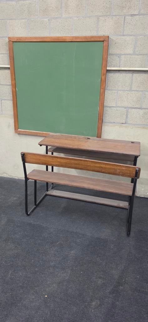 Schoolbankje en krijtbord, Ophalen, Zo goed als nieuw