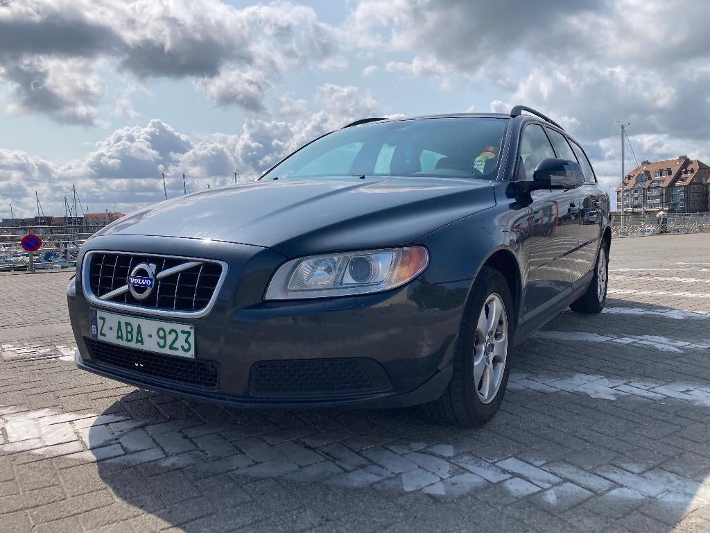 Volvo V70 overnamewagen export/handel, Autos, Volvo, Argent ou Gris, Achat, Boîte manuelle, 1600 kg