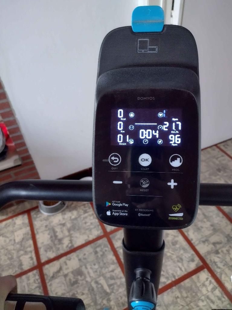 domyos 520, Enlèvement, Utilisé, Vélo d'appartement