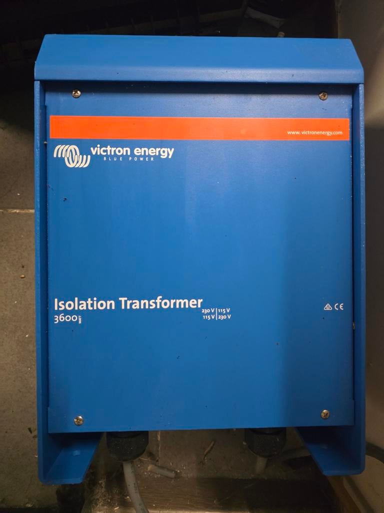 Victron scheidingstransformator, Sports nautiques & Bateaux, Instruments de navigation & Électronique maritime, Enlèvement
