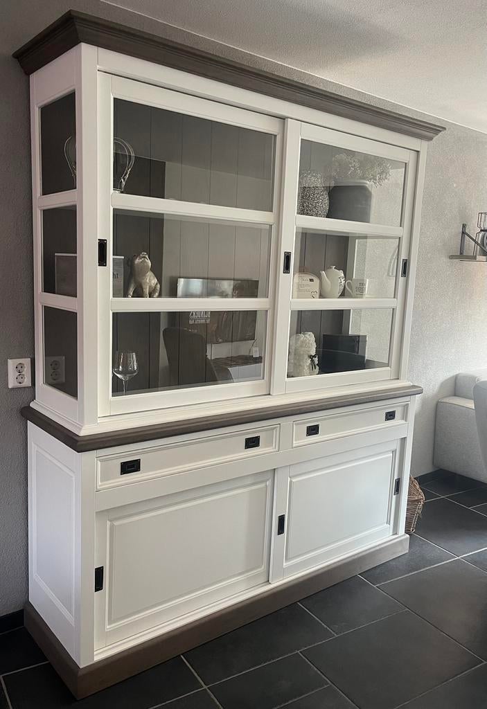 Bufferkast, Huis en Inrichting, Kasten | Buffetkasten, Zo goed als nieuw, Ophalen