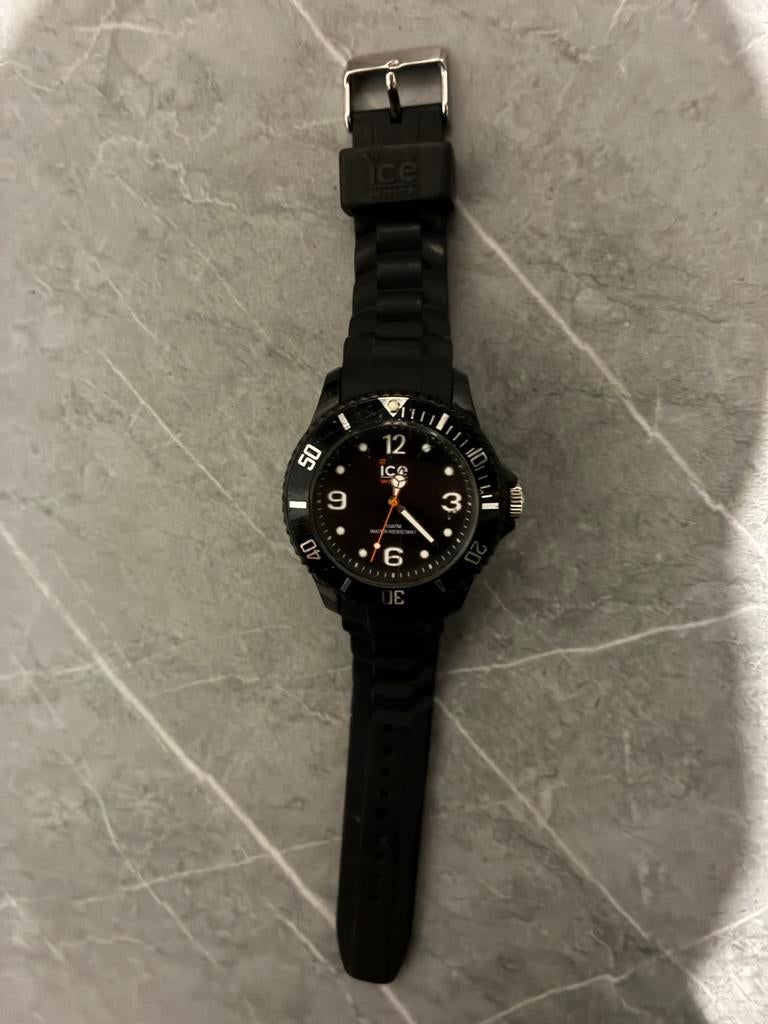 Horloge Ice Watch, Bijoux, Sacs & Beauté, Montres | Femmes, Montre-bracelet, Autres marques, Enlèvement ou Envoi, Comme neuf