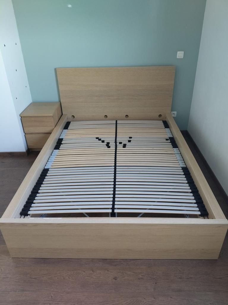 Bedframe + lattenbodem + nachttafel, Beige, Enlèvement, 200 cm, Bois