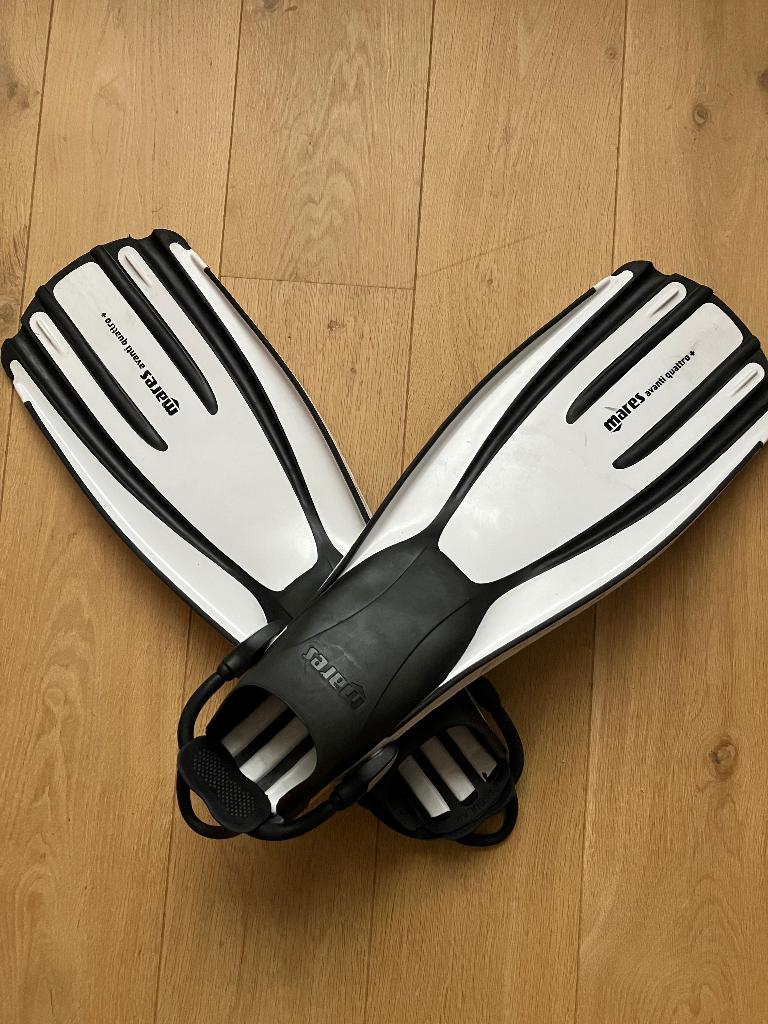 Palmes MARES, Enlèvement ou Envoi, Comme neuf