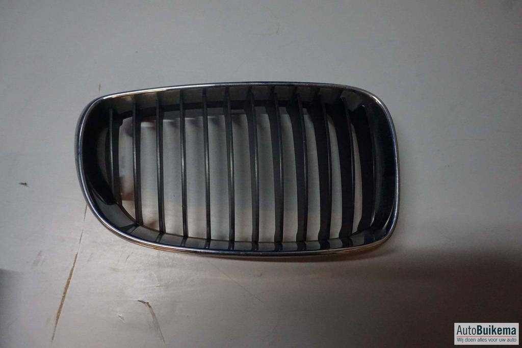 Bumper grille (Nier) origineel Bmw 1 Serie E81, Auto-onderdelen, Gebruikt, -, -, Ophalen of Verzenden