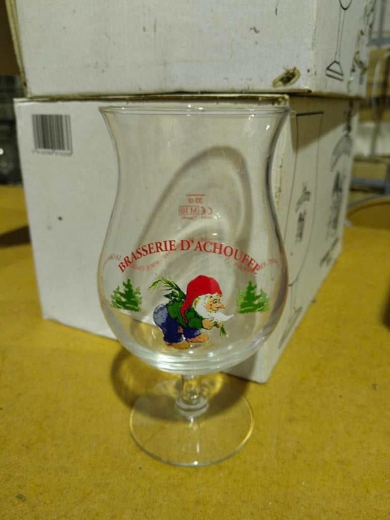 24 la chouffe glazen met tekst, Verzamelen, Ophalen