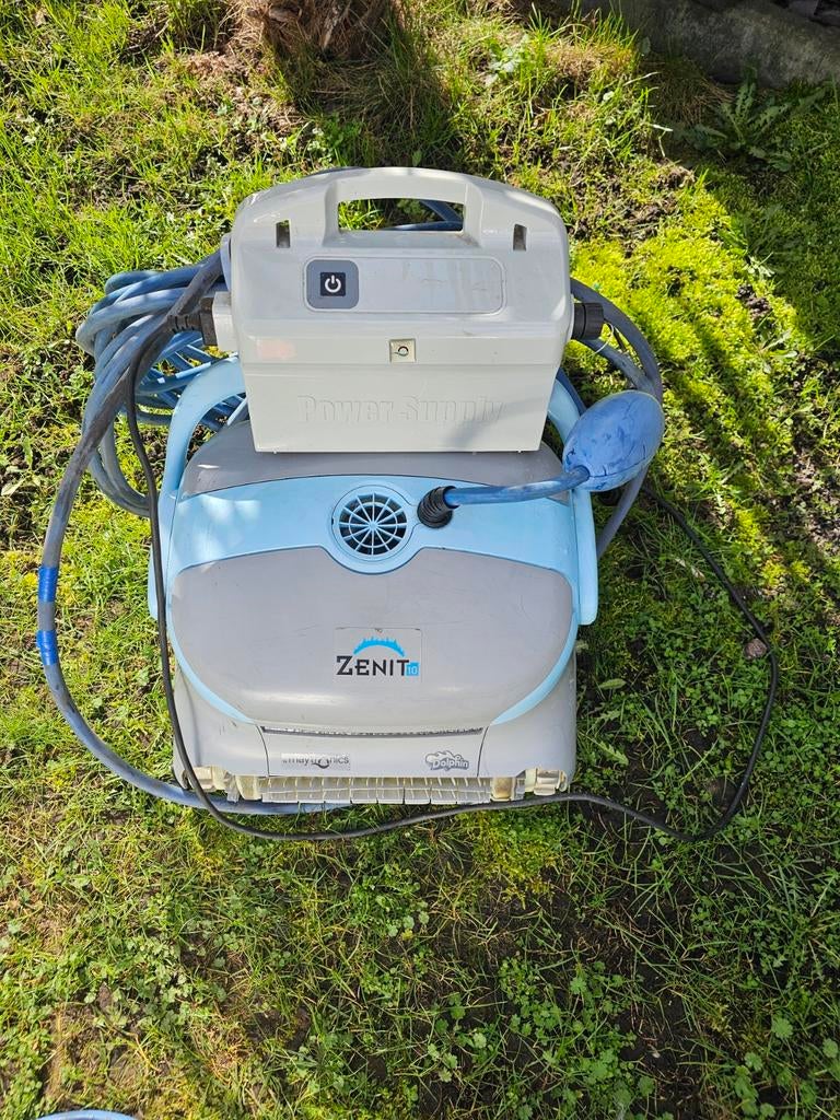 Zwembadrobot zenit 10, Enlèvement