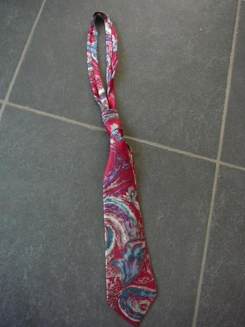 Stropdas - das in bordeaux v/h merk Badminton, Kleding | Heren, Stropdassen, Gedragen, Met patroon, Overige kleuren, Ophalen of Verzenden