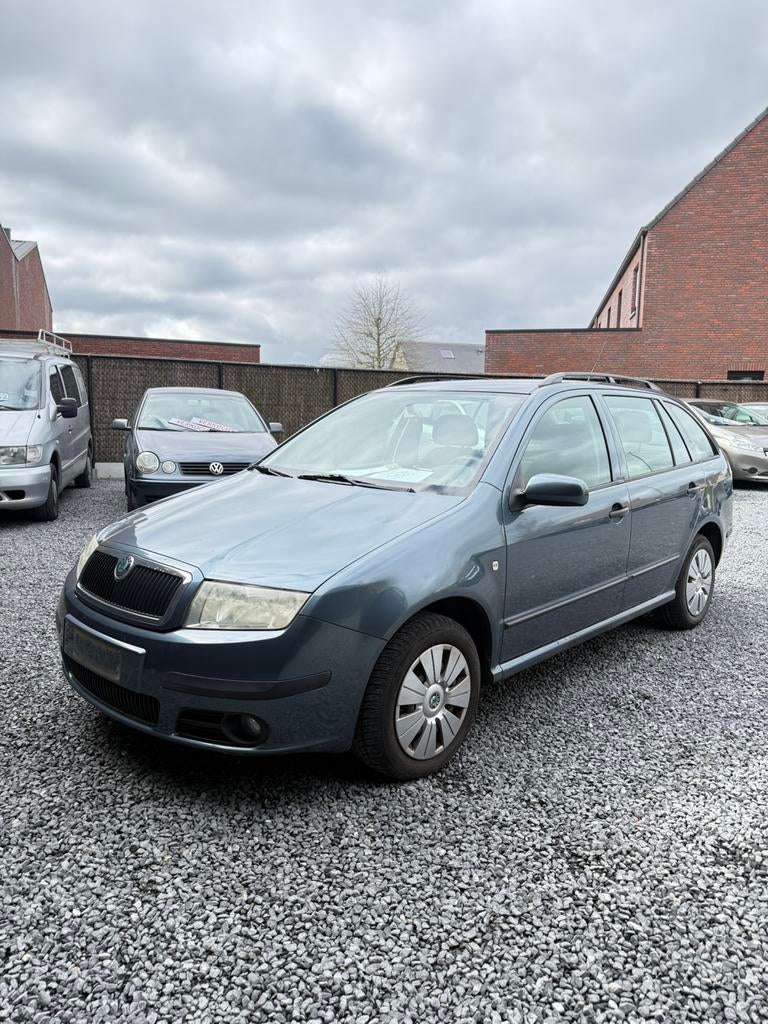 Skoda oktavia 1.4 tdi, Auto's, Skoda, Voorwielaandrijving, Stof, Zwart, Zwart