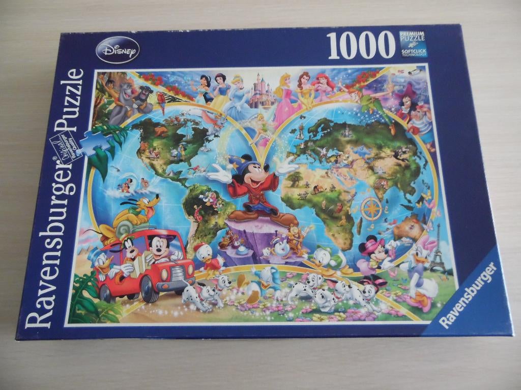 PUZZLE  LE MONDE DE DISNEY    1000  PIÈCES     RAVENSBURGER, Hobby & Loisirs créatifs, Enlèvement ou Envoi, 500 à 1500 pièces