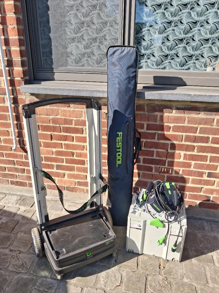 Ensemble FESTOOL (scie, chariot, guides, rails), 1200 watts ou plus, 30 à 70 mm, Enlèvement, Utilisé