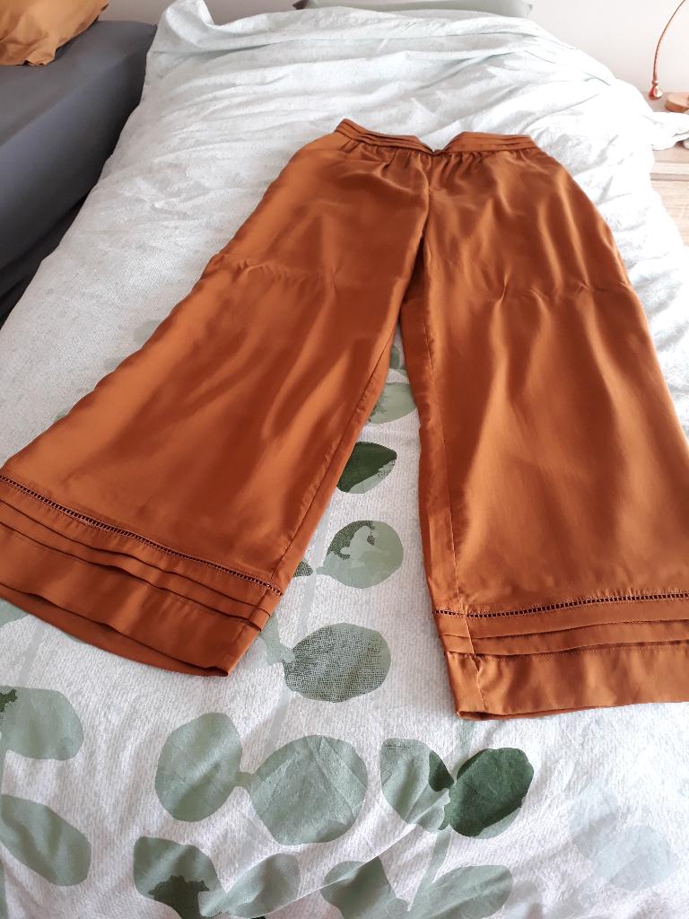 Caroline Biss : lange wijde broek - maat 38 - brons, Kleding | Dames, Broeken en Pantalons, Maat 38/40 (M), Bruin, Nieuw, Ophalen of Verzenden