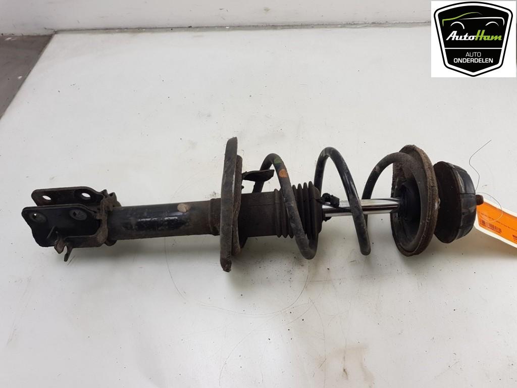 AMORTISSEUR OU ABSORBEUR DE CHOC AVANT GAUCHE (|543020322R|8, Autos : Pièces & Accessoires, Utilisé, Dacia