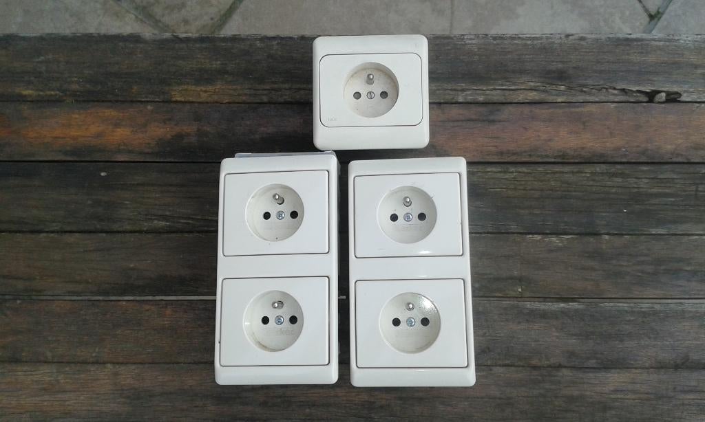 prises et câbles d'extension, Enlèvement, Comme neuf