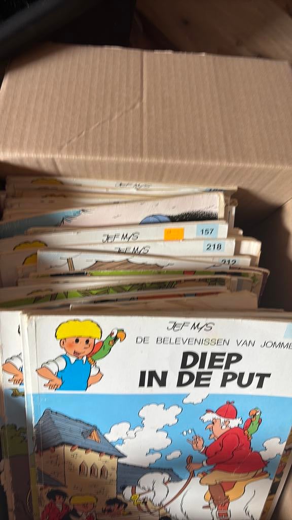 Doos jommekesboeken, Meerdere stripboeken, Ophalen, Zo goed als nieuw