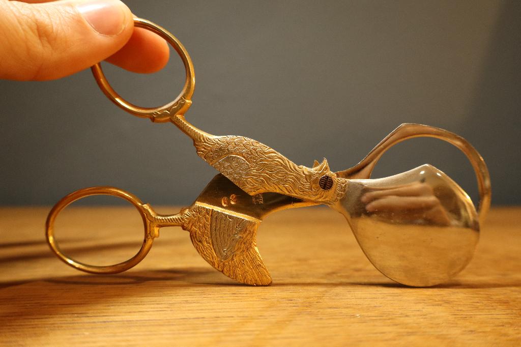 Coupe-œuf rare vintage en forme de coq – Hoffritz NY, Antiquités & Art, Enlèvement ou Envoi