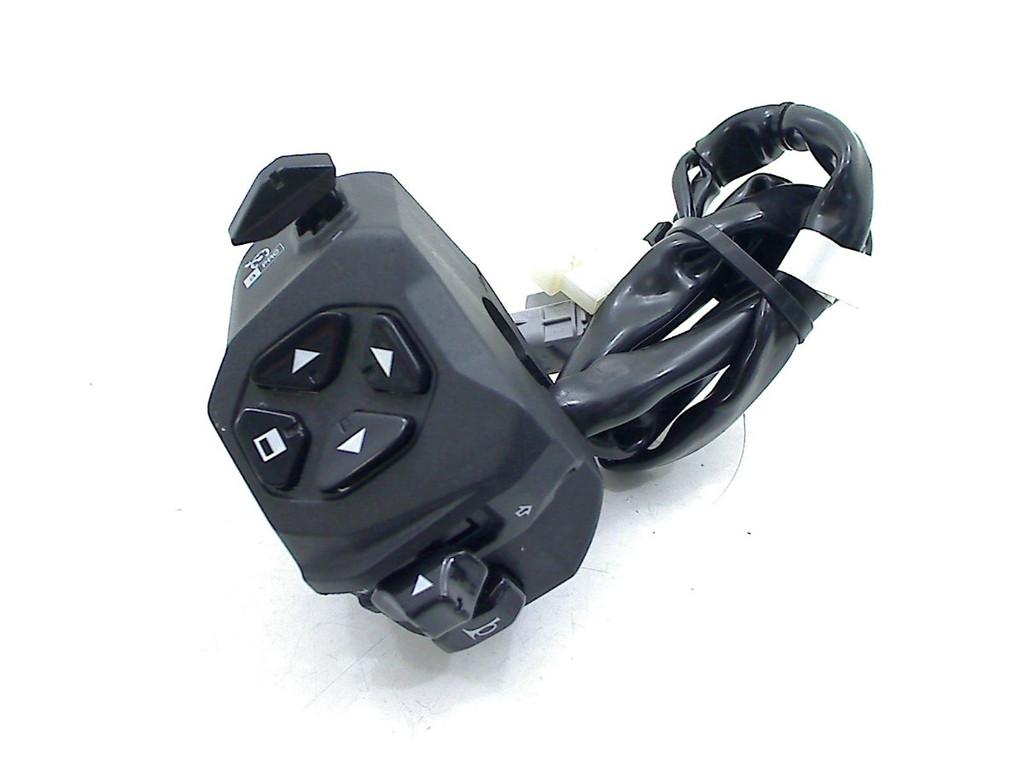 STUURSCHAKELAAR LINKS Tuono V4 1100 E Factory APRC 2021-, Dhr. S. di Majo, Gebruikt, Info@cama-motorparts.nl, P.J. Troelstraweg 8 8
3144 CX  MAASSLUIS, NL