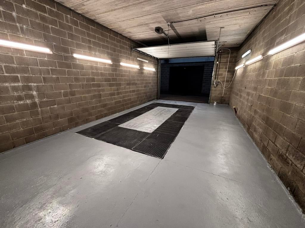 Location Box de stockage idéal pour du détailing auto, Enlèvement ou Envoi