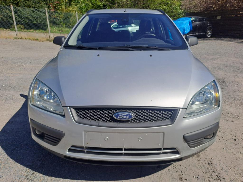 Ford Focus bruit moteur, Focus, Argent ou Gris, Achat, 4 portes
