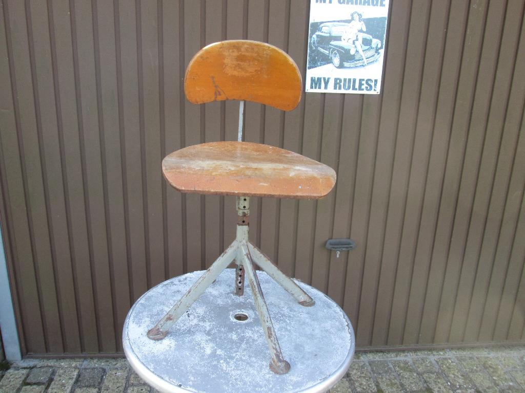 Tabouret made in Belgium 1960, Antiek en Kunst, Ophalen