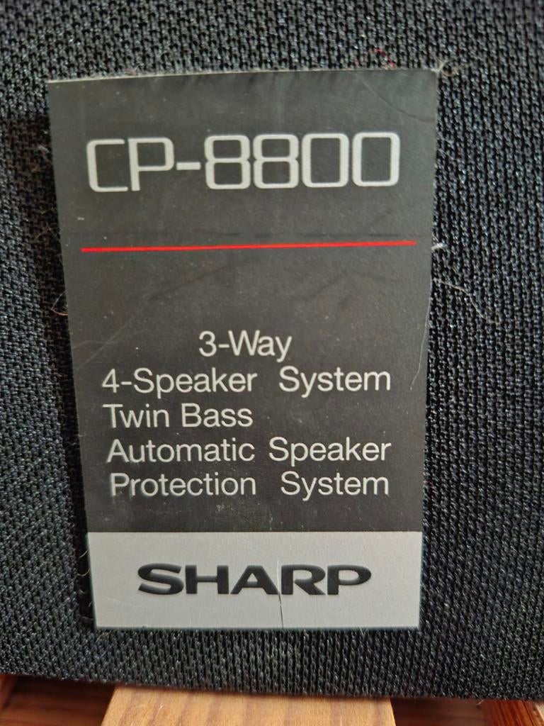 Sharp CP-8800, Haut-parleurs, Enlèvement, Utilisé, Composants en vrac