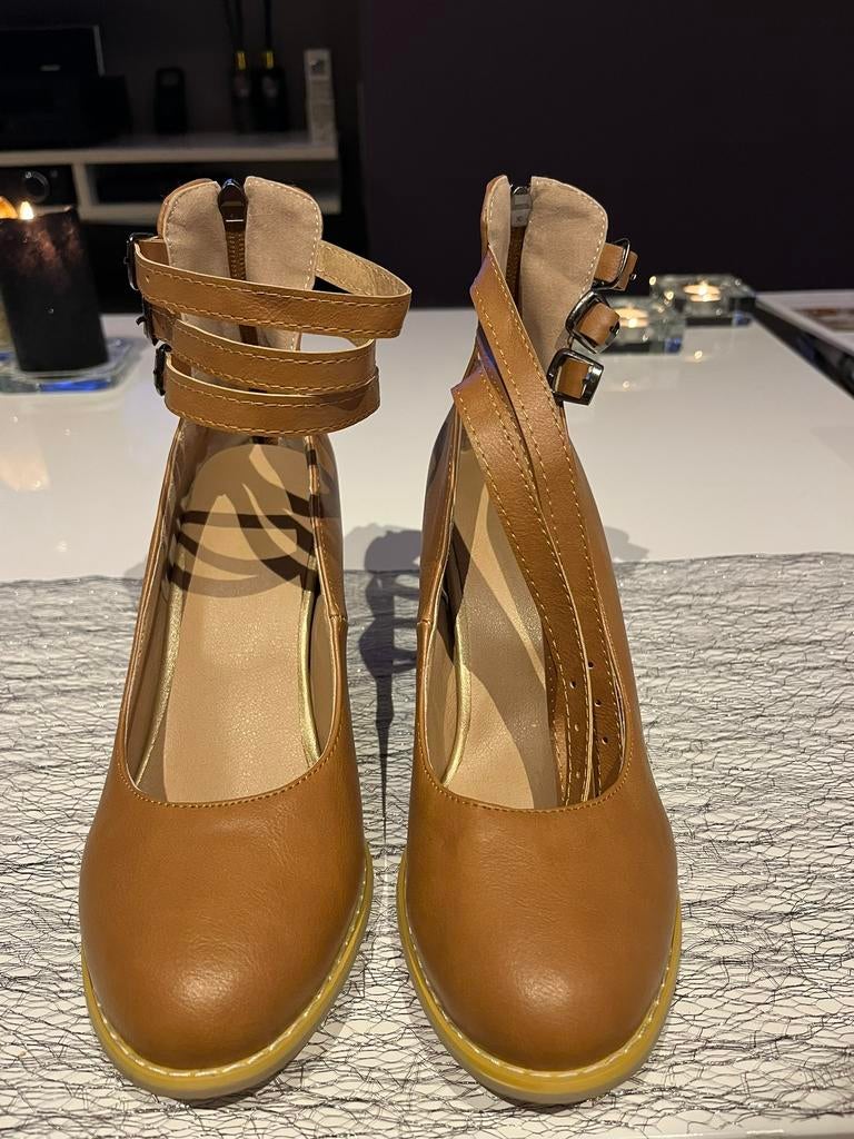 clarisse laars, beige, Kleding | Dames, Schoenen, Ophalen, Schoenen met lage hakken, Beige, Nieuw