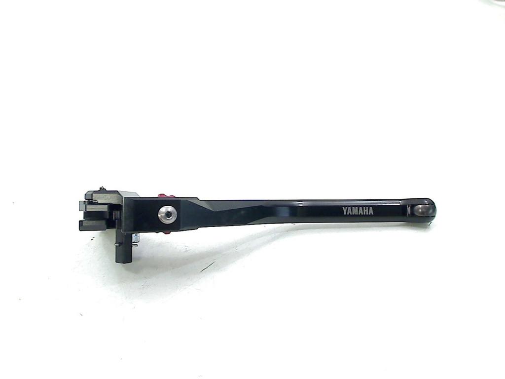 EMBRAYAGE LEVIER Yamaha MT 10 2022- (MT 10 RN781 B5Y), Dhr. S. di Majo, Utilisé, Info@cama-motorparts.nl, P.J. Troelstraweg 8 8
3144 CX  MAASSLUIS, NL