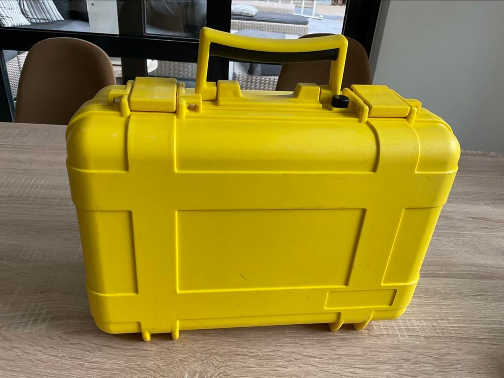 Waterdichte ABS koffer - Underwater Kenitics Model 613, Audio, Tv en Foto, Foto | Cameratassen, Ophalen, Zo goed als nieuw