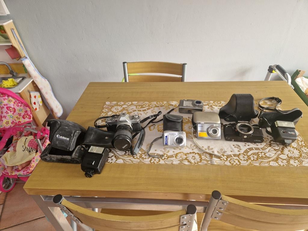 Appareil photo vintege et Appareil photo numérique, Enlèvement, Utilisé, Compact, Canon