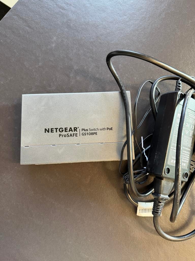 Netgear GS108PE 300EUS, Ophalen of Verzenden, Zo goed als nieuw