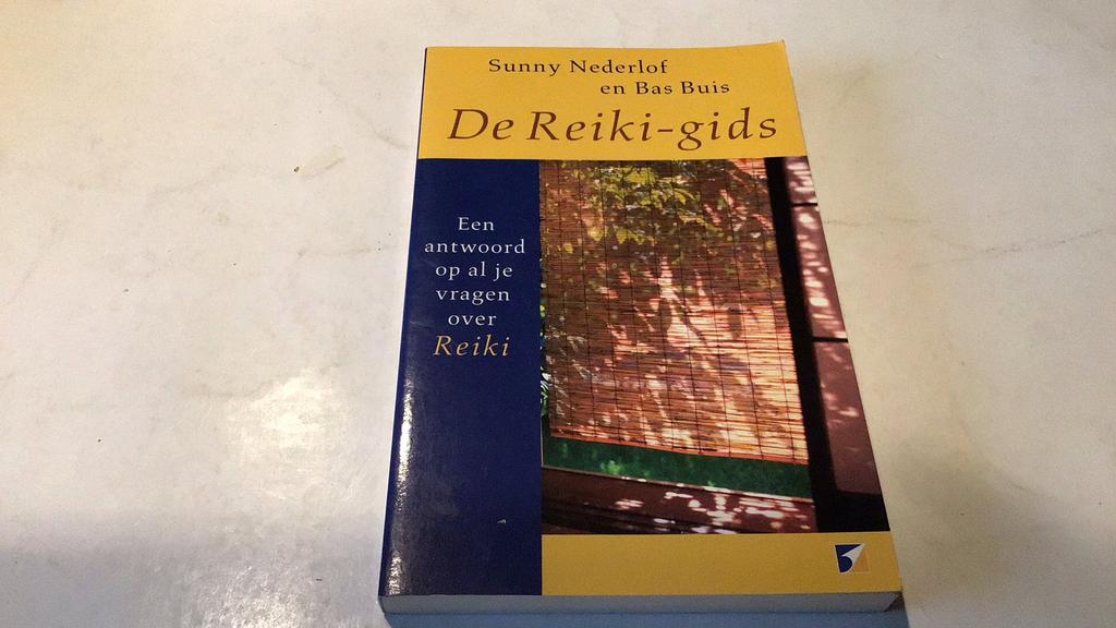 B. Tube - Le guide du Reiki [?], Livres, Enlèvement ou Envoi, Comme neuf, B. Buis; S. Nederlof