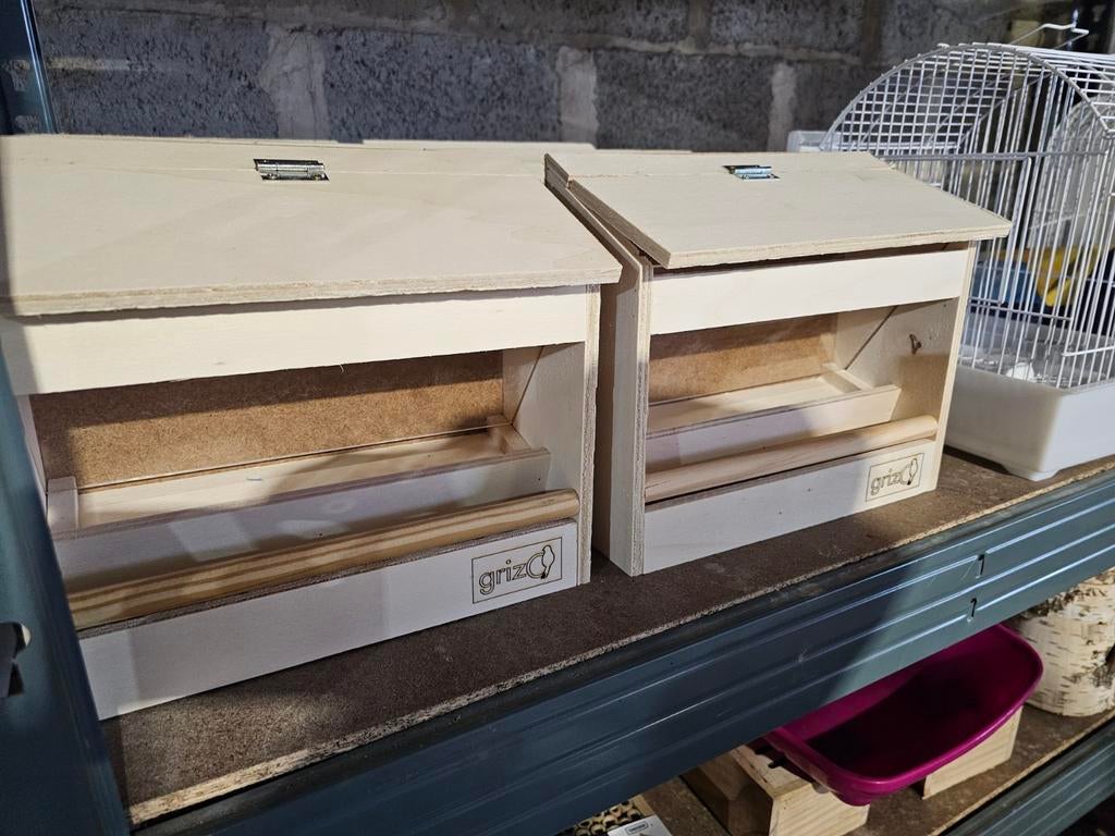 Bac à graines nr 2 - Silo à aliments en bois - 26x10x23, Animaux & Accessoires, Oiseaux | Accessoires, Enlèvement