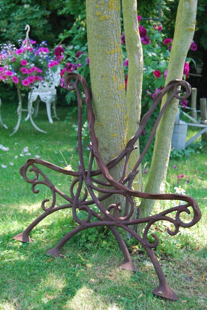 Paire de pieds de banc de jardin en fonte, Enlèvement, Comme neuf, Autres matériaux