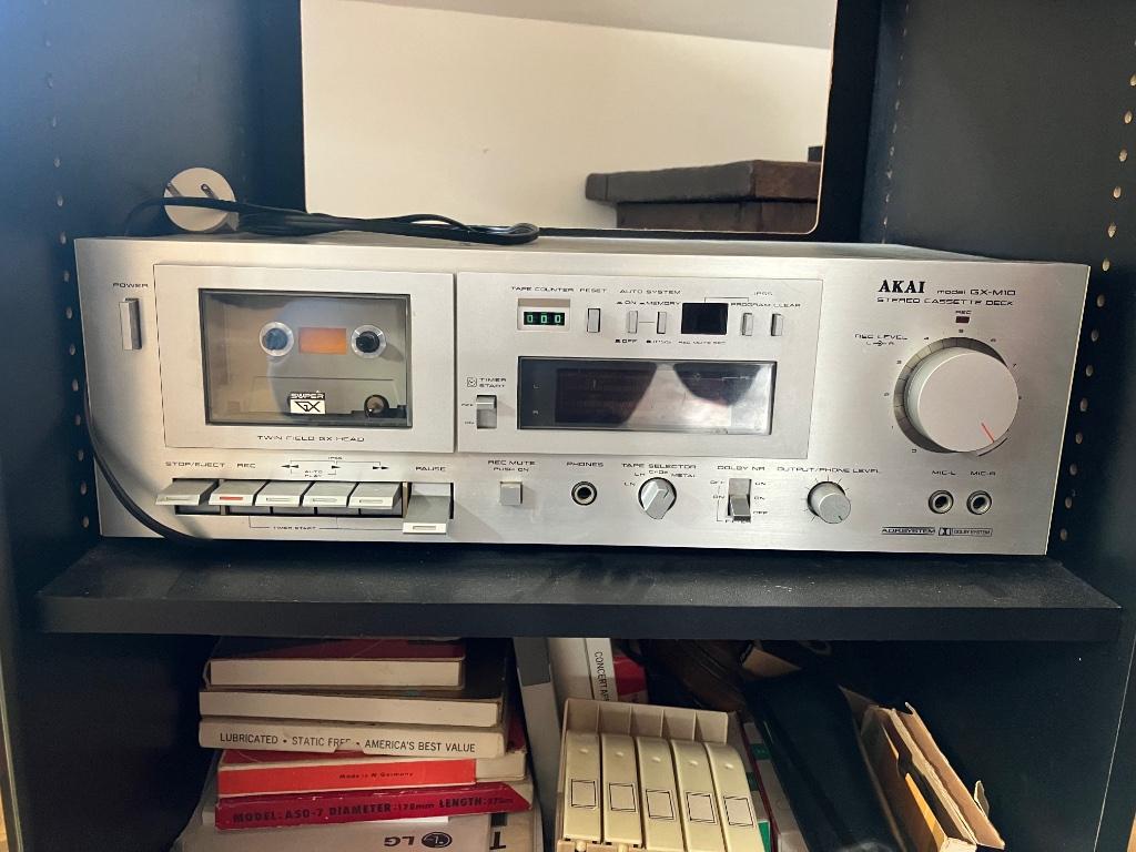 Lecteur enregistreur de cassettes Akai GX-M10, TV, Hi-fi & Vidéo, Enlèvement, Utilisé, Deck cassettes ou Lecteur-enregistreur de cassettes